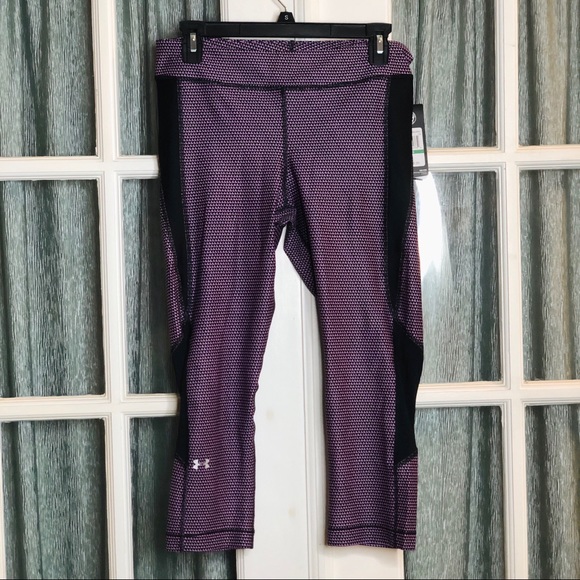 Under Armour Pants - Under Armour Compression Crop Leggings NWT